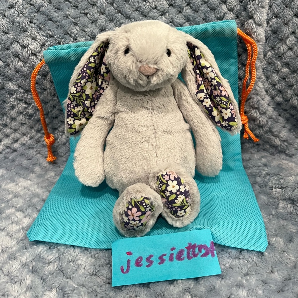 Jellycat Blossom Silver Bunny Bloom SMALL  7.1" With Dust Bag 100%Authentic NWT